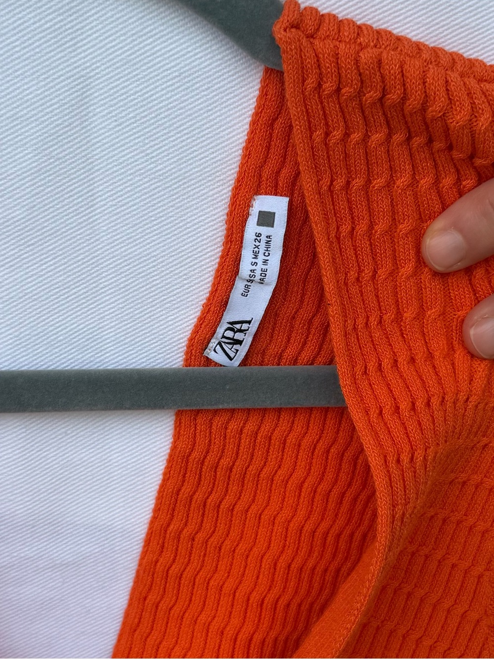 Zara Orange Ribbed Cropped Tank - Picture 3 of 3